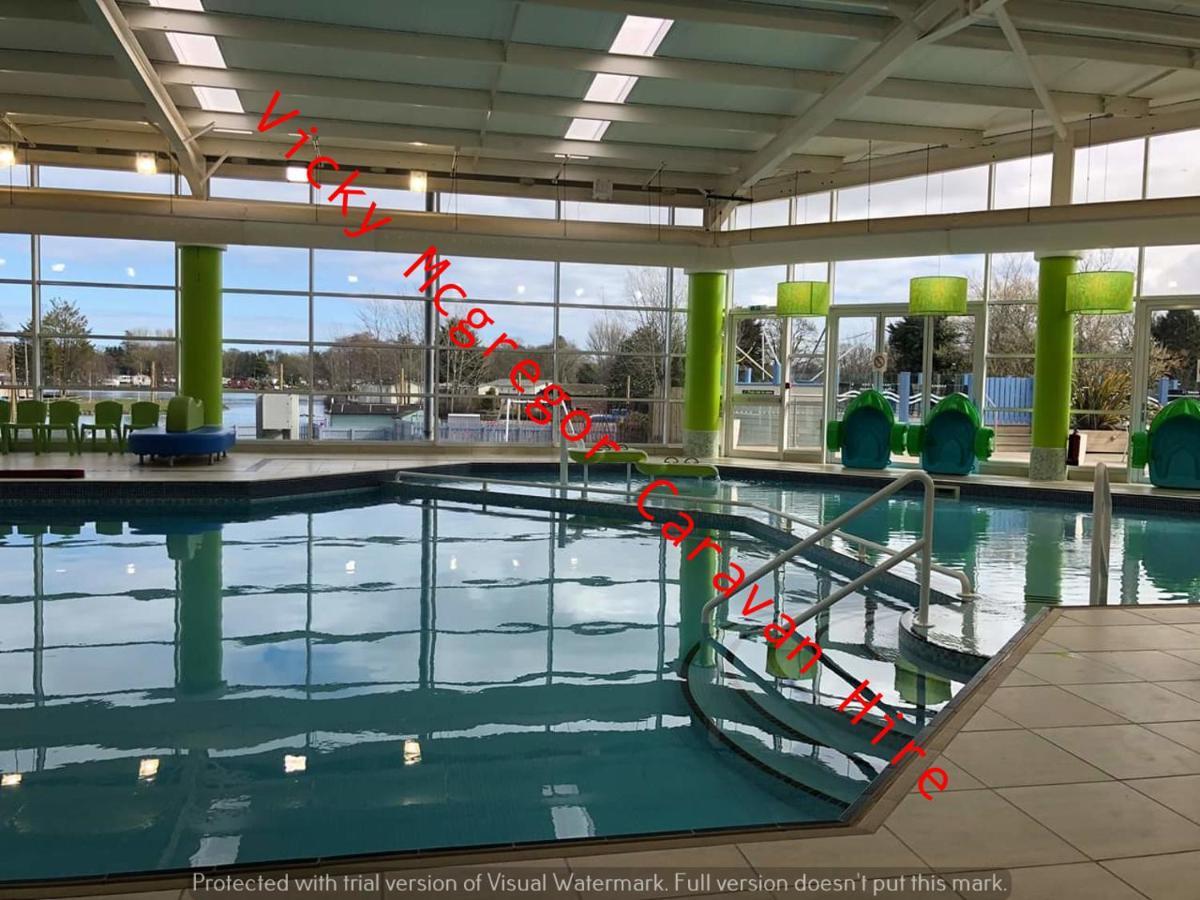ホテル Haggerston Castle Tower Lawn Hire バーウィック・アポン・ツイード エクステリア 写真